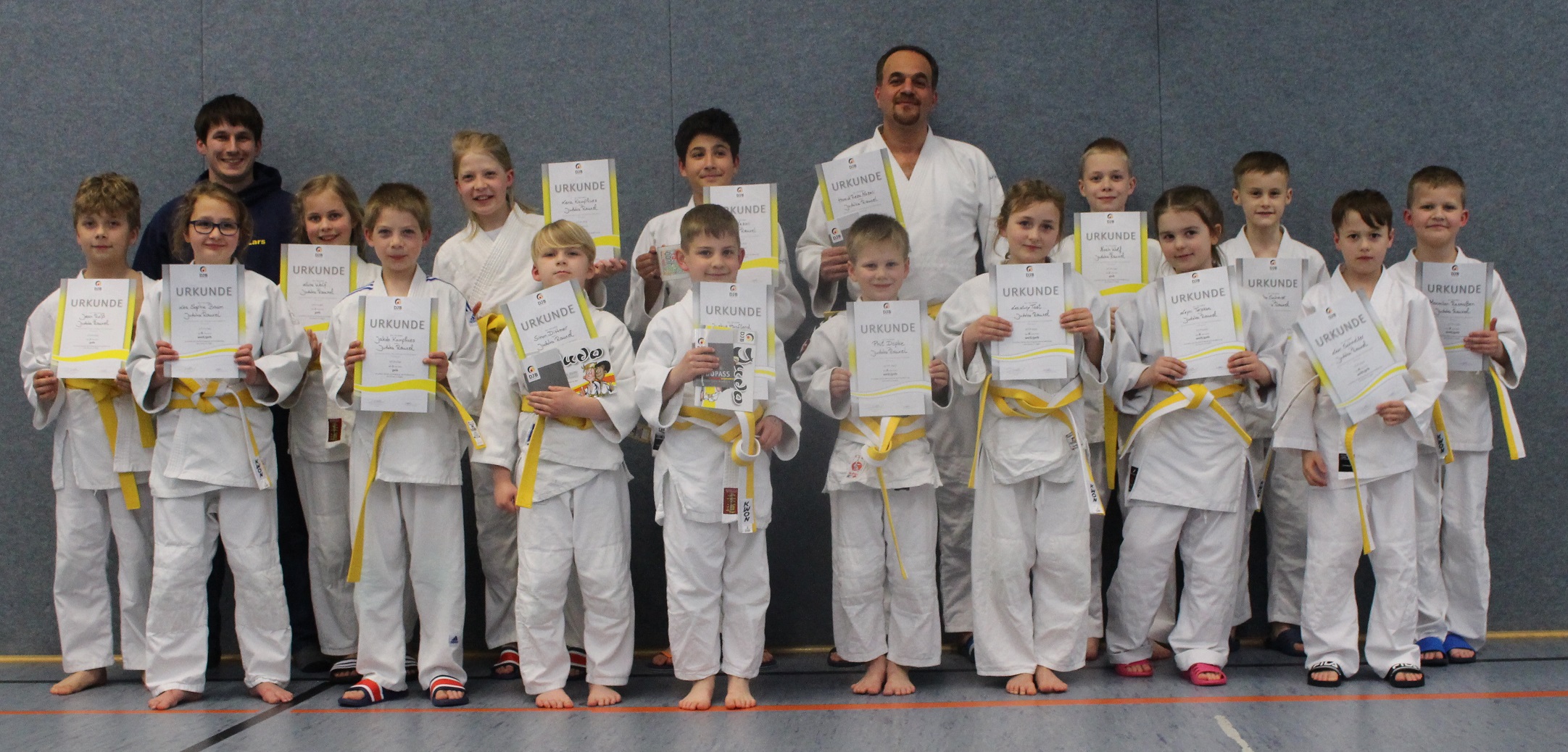2022 04 07 Guertelpruefung Judoka Rauxel 000