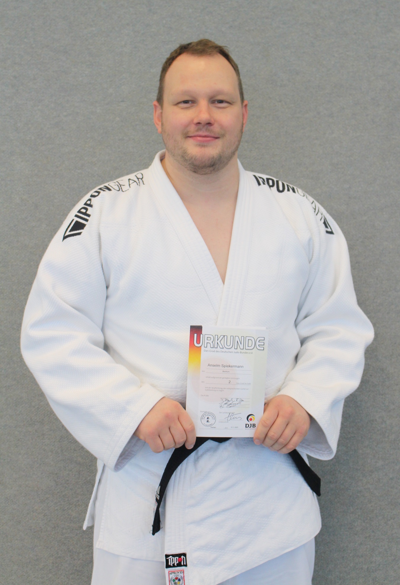 2013 11 12 Anselm nach erfogreicher Prüfung Judoka Rauxel